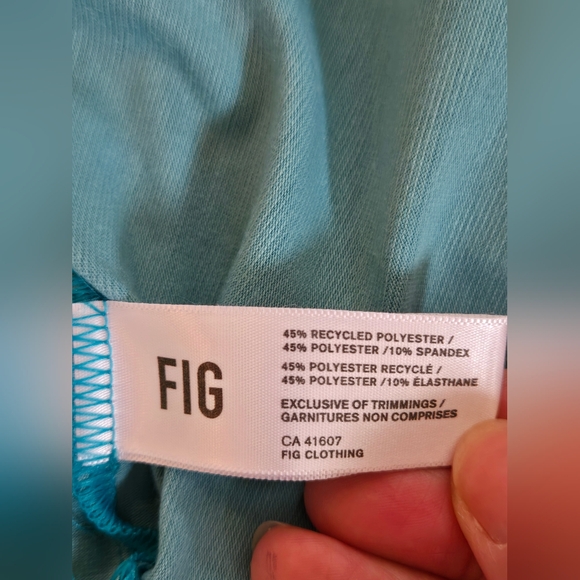 FIG | Blue Sleeveless Pleated V-Neck Tank Top, Size XS - Picture 5 of 8